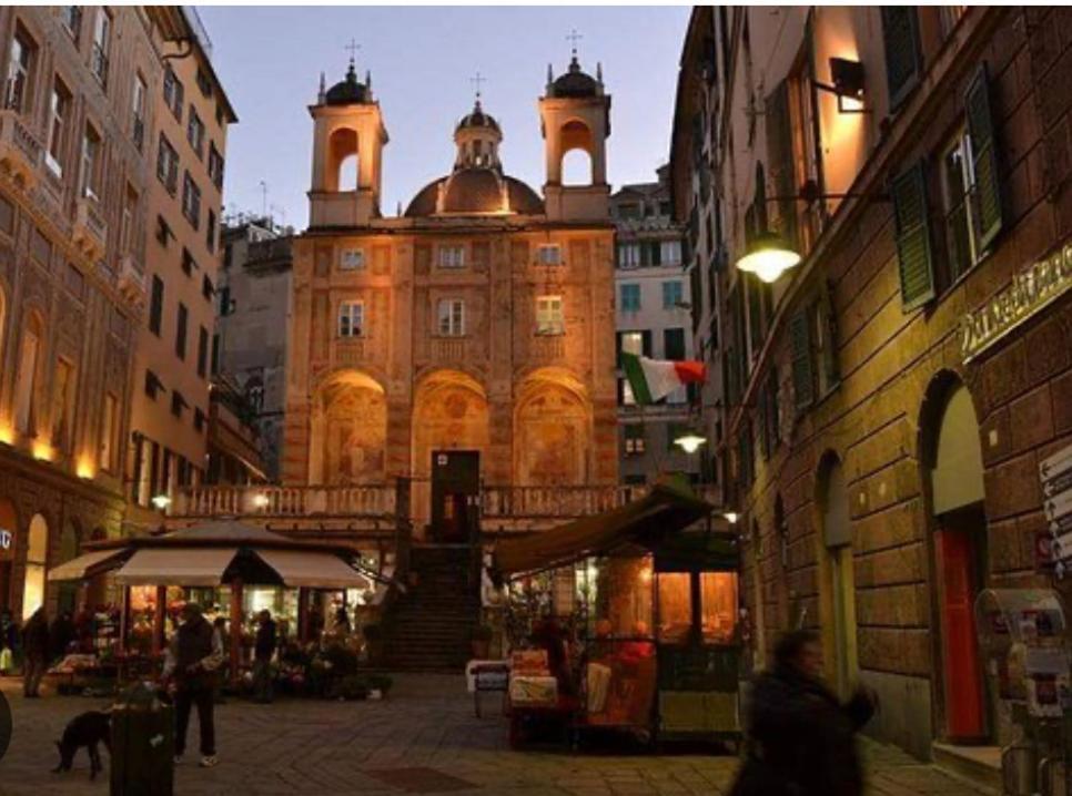 Happy Family Apartments San Pietro Genova Esterno foto